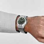 Audemars Piguet Royal Oak 15510ST.OO.1320ST.09 Stainless Steel Green Dial - Image 3
